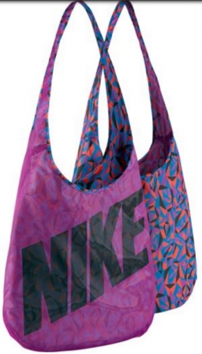 Tenisová taška Nike Graphic Reversible BA4879-556 fialová Tenisová taška Nike Graphic Reversible BA4879-556 fialová